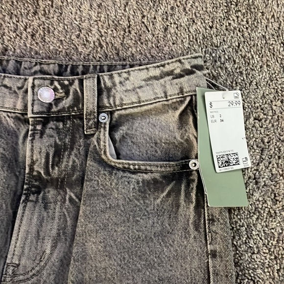 H&M Light Washed Black Jeans Straight legged - Picture 3 of 5